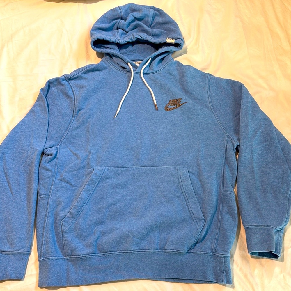 Nike sweatshirt